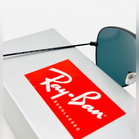 Ray-Ban Aviator Sunglasses Total Black RB3025 Polished Black Frame Black Lenses - Picture 12 of 14